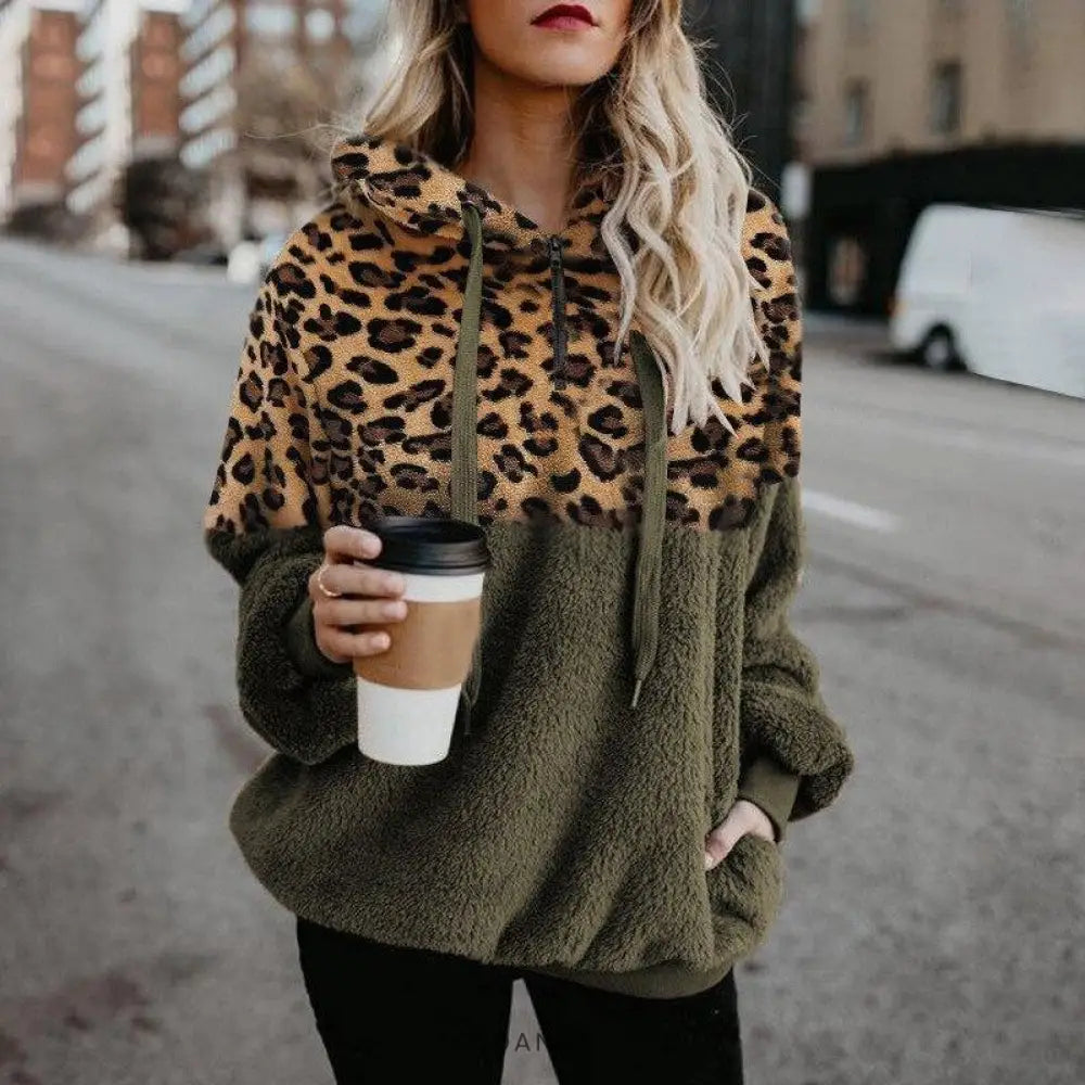 Pull à Capuche Léopard | France-Tendance
